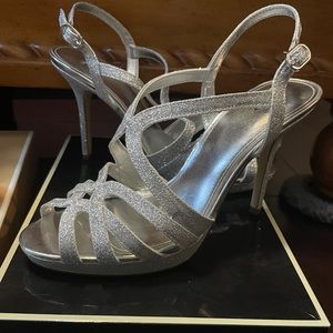 I.Miller Silver Glitter Heels Size 9